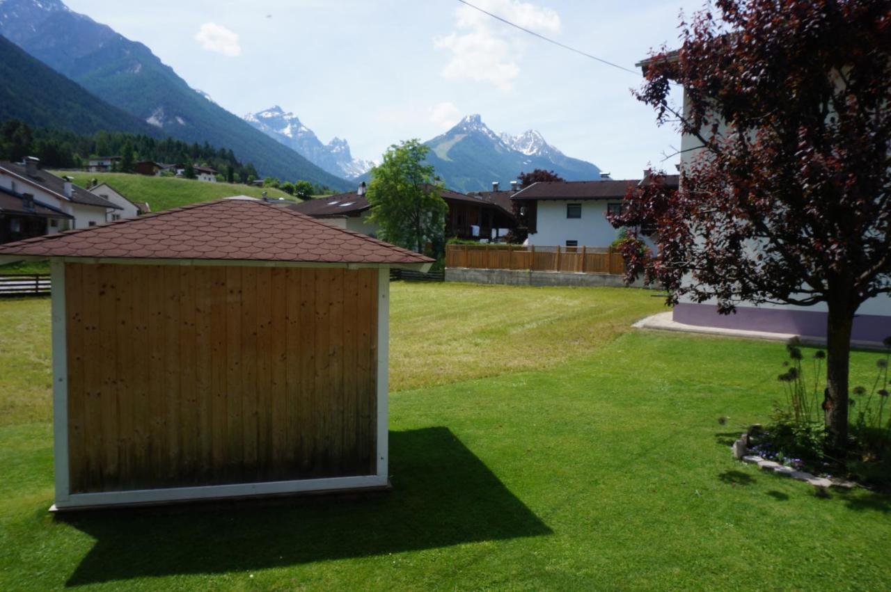 Appartamento Haus Christine Fulpmes Esterno foto